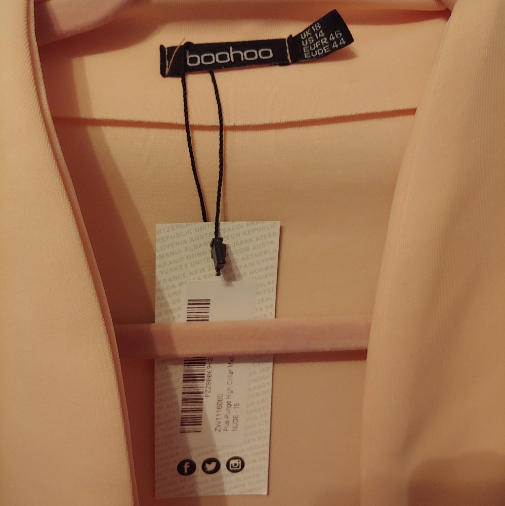 Boohoo Peach Midi Dress - Picture 4 of 6